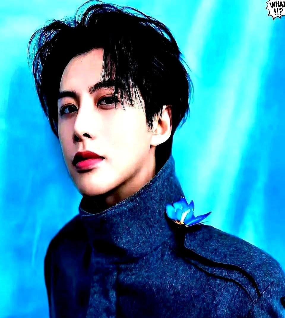 横店群演何健麒，穿的是旧布戏服，演的是人心里那点真劲儿。
省下的钱，全砸进演技课