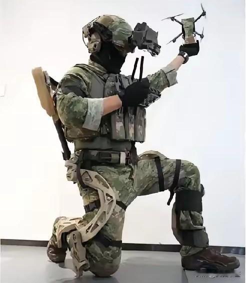 12月6日，俄媒关注到中国外骨骼机器人的兴起，这哪儿是单纯的科技爆款，分明是中国