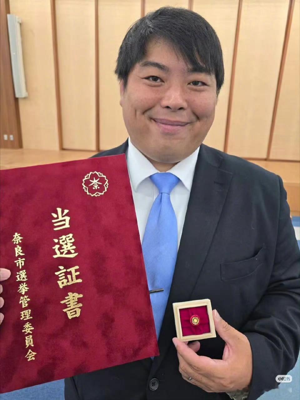 日本议员疑似自导自演碰瓷中国高市早苗的老家奈良，这个日本奈良网红就是不断摆拍编造