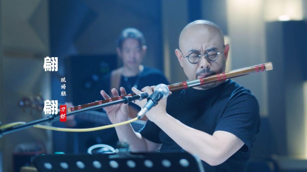 刀郎的歌曲之所以广受欢迎，或许正因为其音乐中那种深沉的压抑感，直击了无数人的心灵