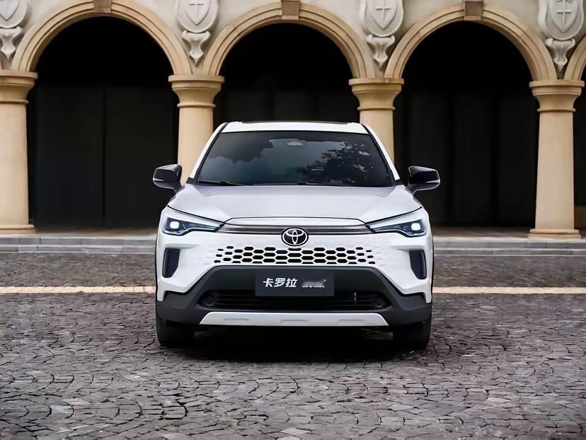 买丰田车这样买就对了！
​要体面——买卡罗拉锐放，
​要舒适——买卡罗拉锐放，