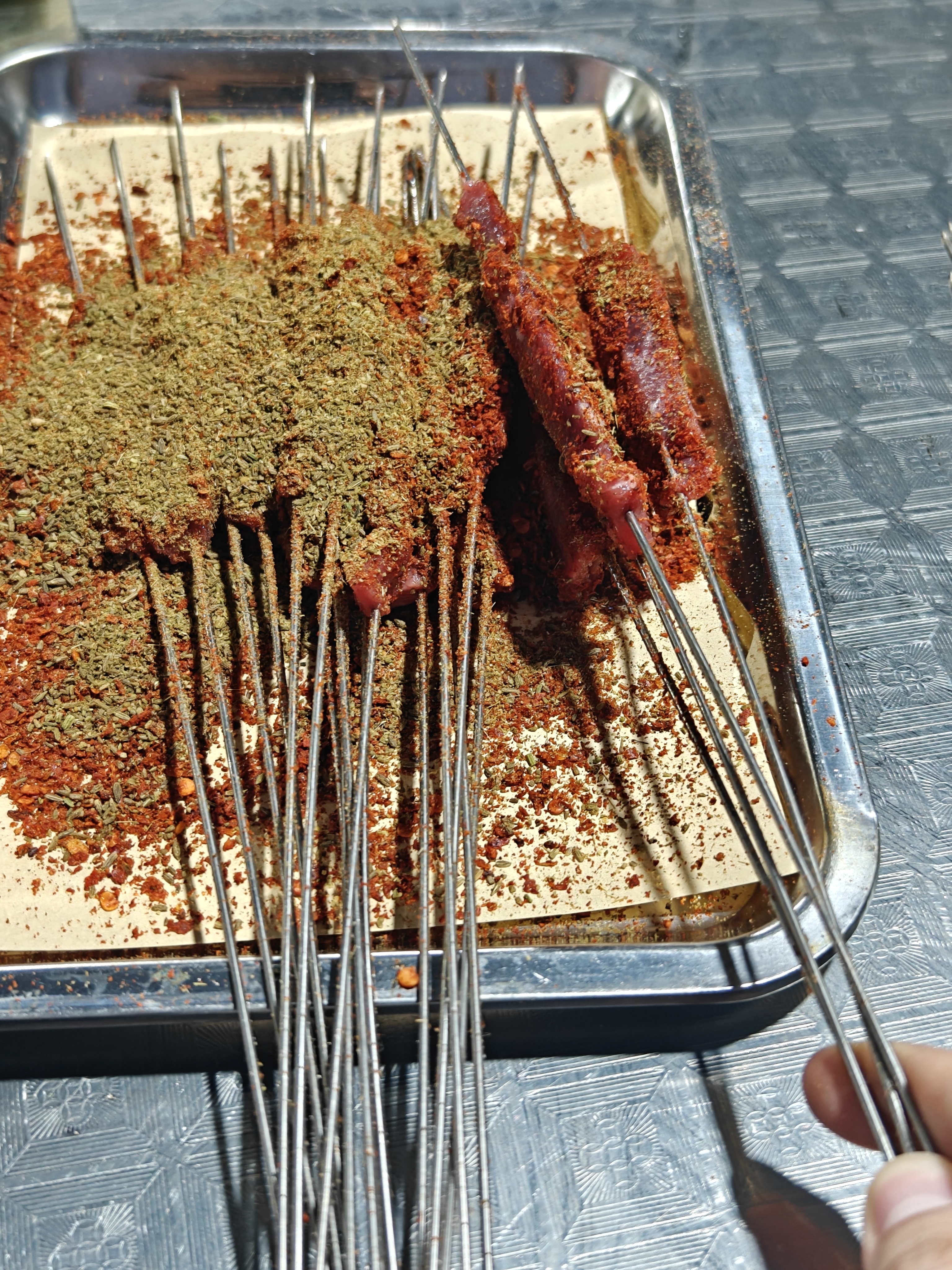 对于我这种边缘汽车博主，又不敢引战，也不愿吵架，试车又少，阅读量始终就是上不来?