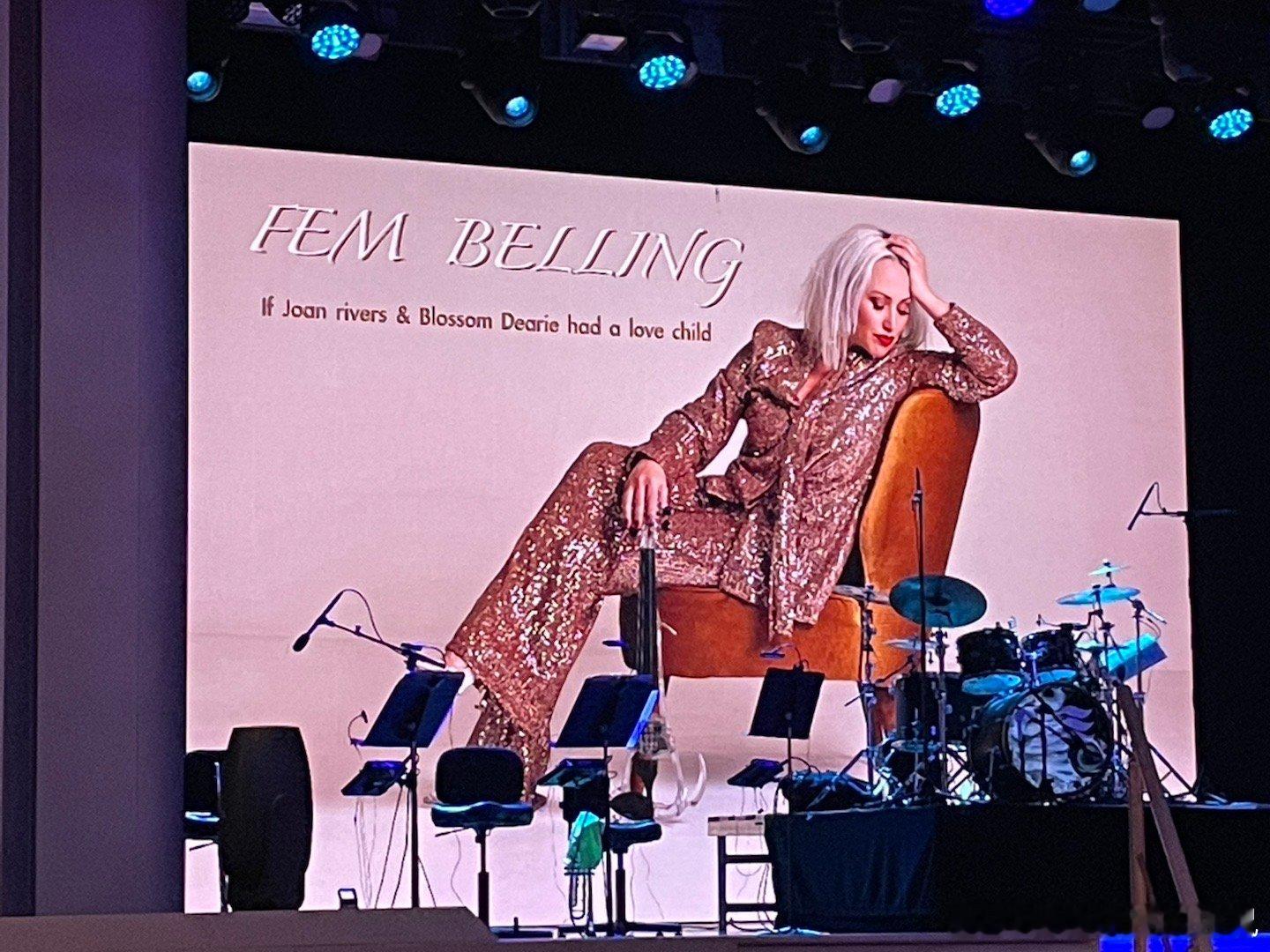 生活手记第八天，回到海上，我真的有些厌倦了上午在健身房消磨两三个小时昨晚第一次去