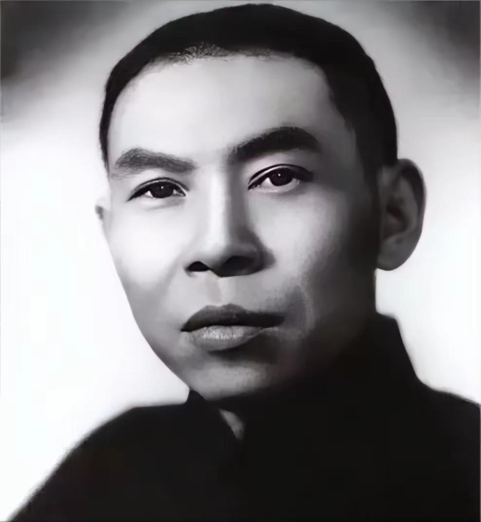 有一次，杜月笙替林桂生打牌赢了2400大洋，这在当时是一笔巨款，为了试探杜月笙，