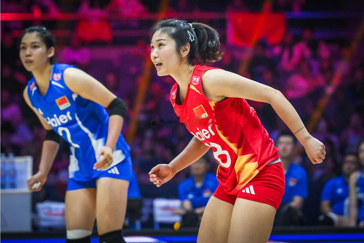 中国女排3-0伊朗女排（亚锦赛A组）中国女排自由人王梦洁15次一传、13到位0失