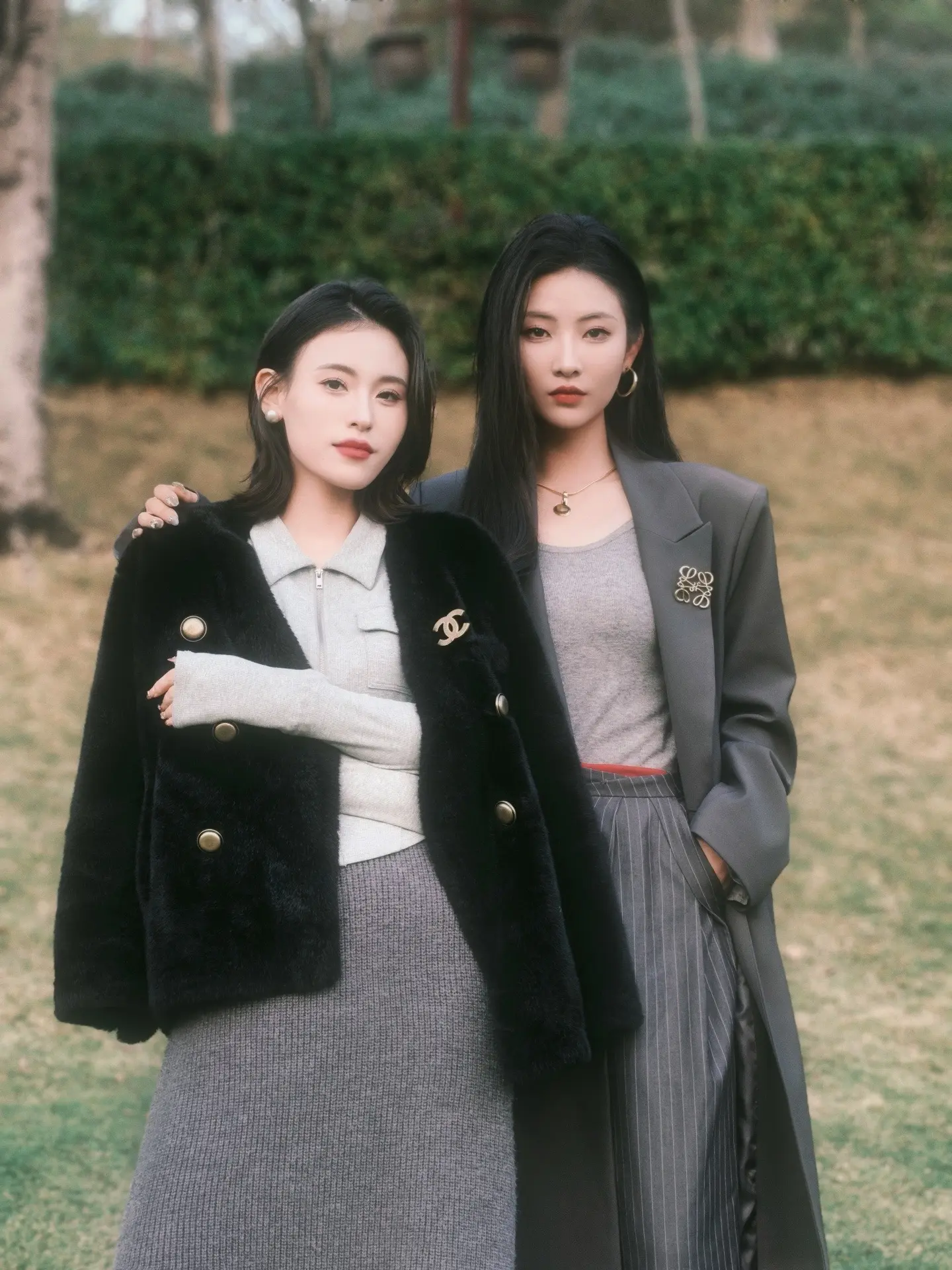 美女同框