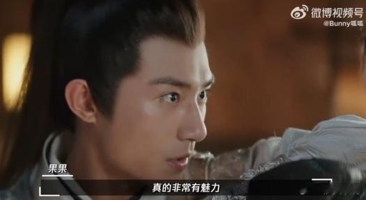 王鹤棣说许七安也能成为球队大腿  许七安的投篮简直是教科书级别，每次看他打球都觉