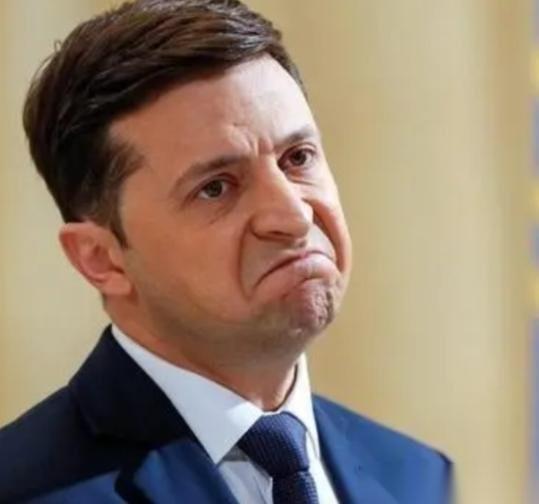 泽连斯基的思路完全是正确的，只要乌克兰不投降，不承认俄罗斯占领的领土，俄罗斯占领