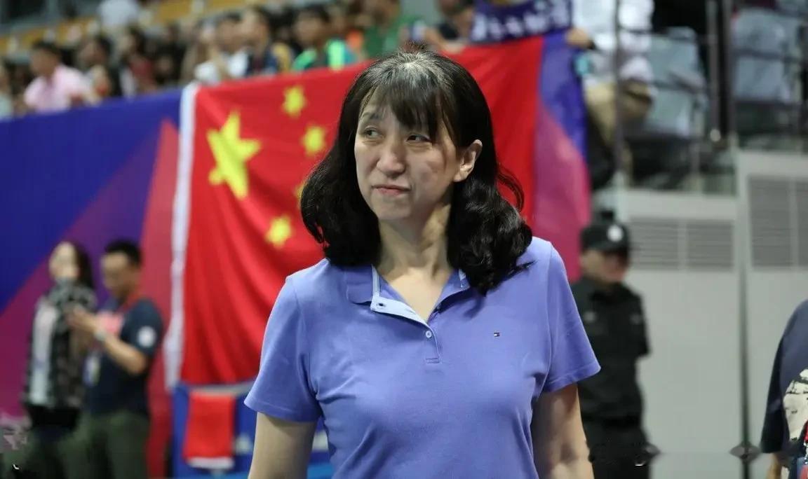 随笔。
  中国男、女排，参加世联赛，女队第九，男队垫底。
   参加总决赛，都
