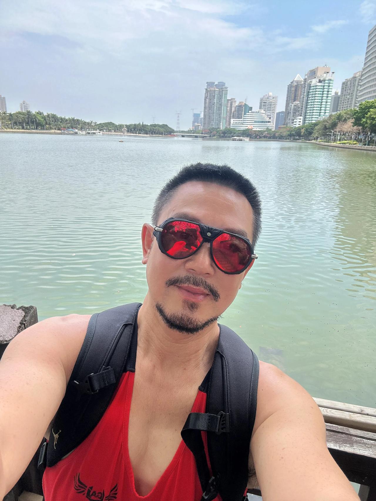 厦门旅行的最后一站，是酒店附近的【嘉禾园】和【白鹭洲公园】，公园很大，适合骑行，