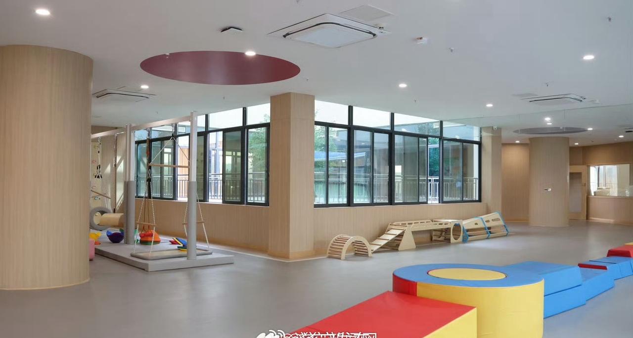 【安居区首家公办托育中心开园】该中心聚焦0—3岁婴幼儿入托需求，着力缓解周边家庭