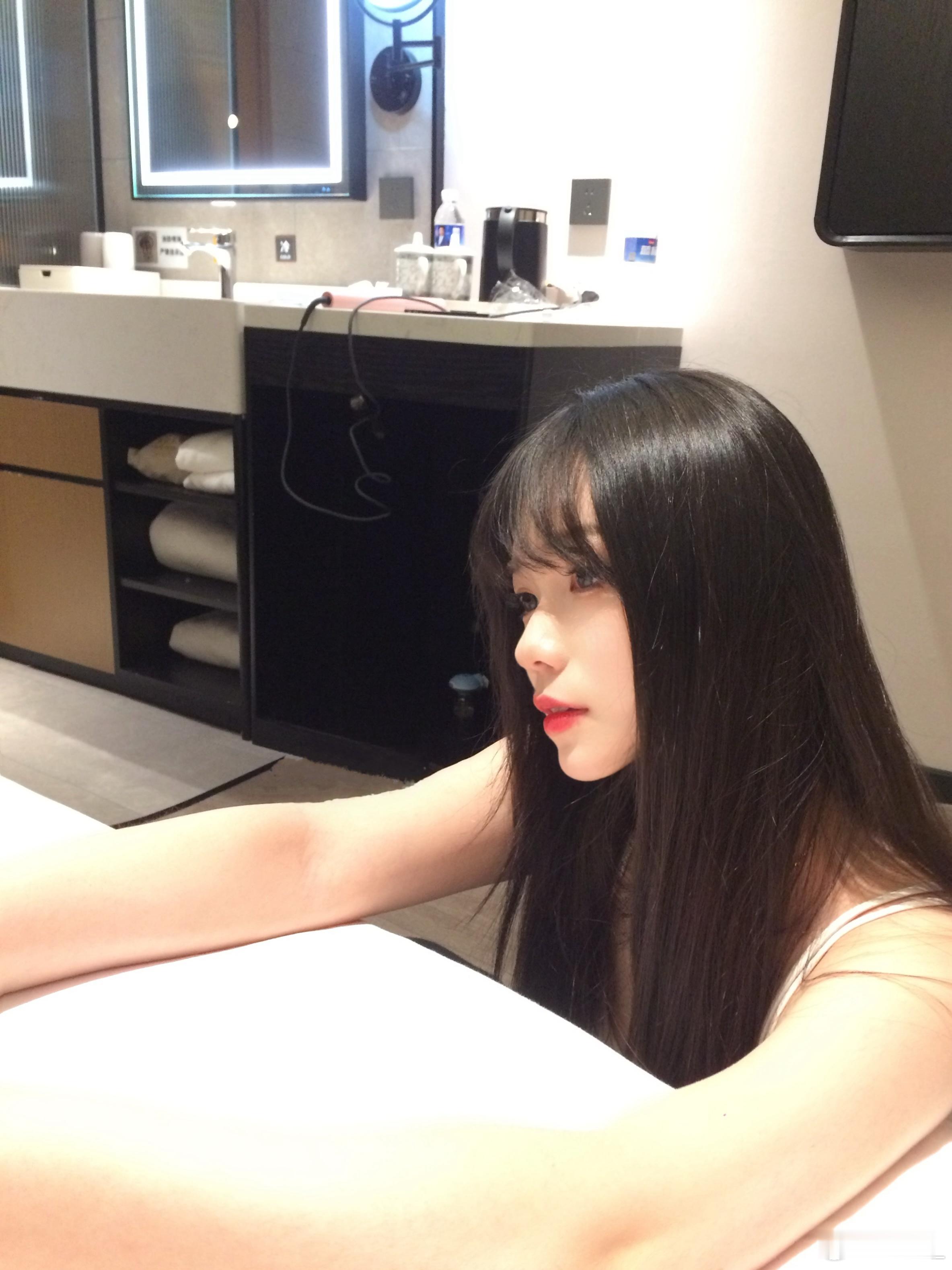 🤳该减肥噜 