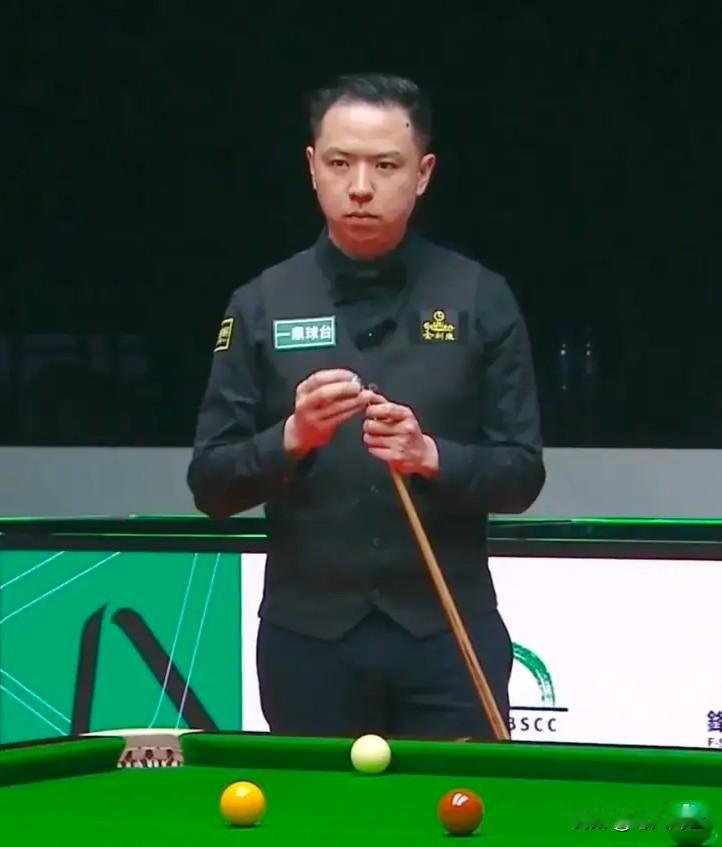 狙击小司机！肖副主任当仁不让助力兄弟追梦。
2026斯诺克威尔士公开赛，作为本土