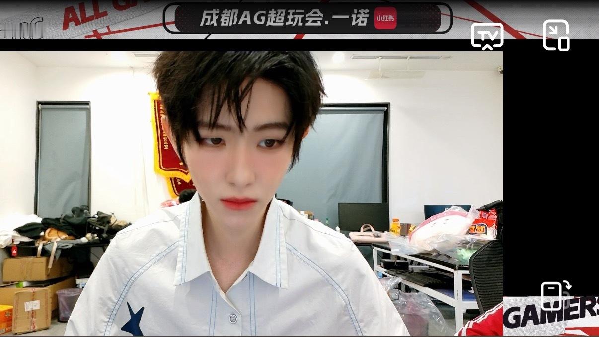 这美颜啊啊啊啊谁给我孩子调调 