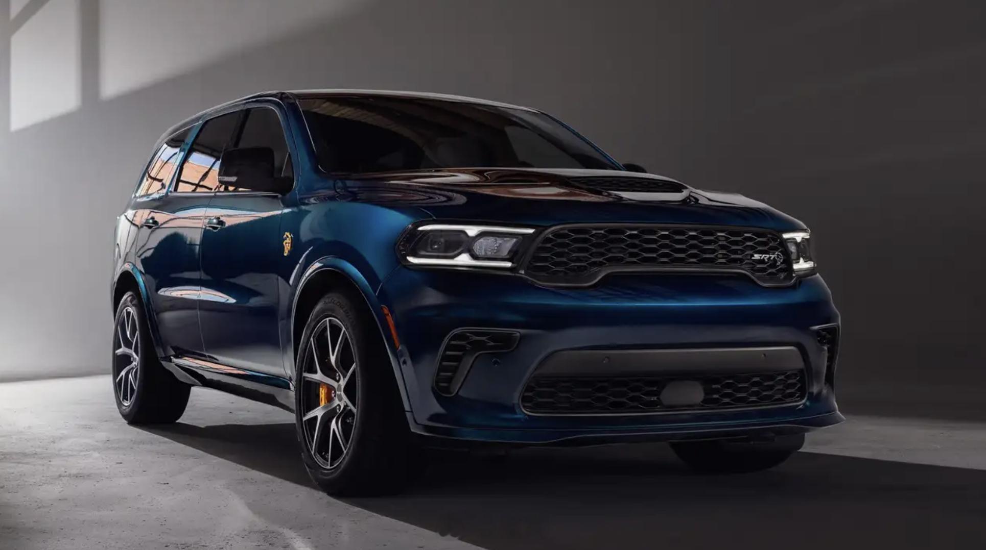自 2011 年问世以来，道奇 Durango 凭借大排量 V8 动力与三排座布