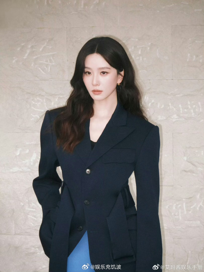 刘诗诗官方后援会发长文维权刘诗诗官方后援会维权刘诗诗官方后援会发长文维权了，具体