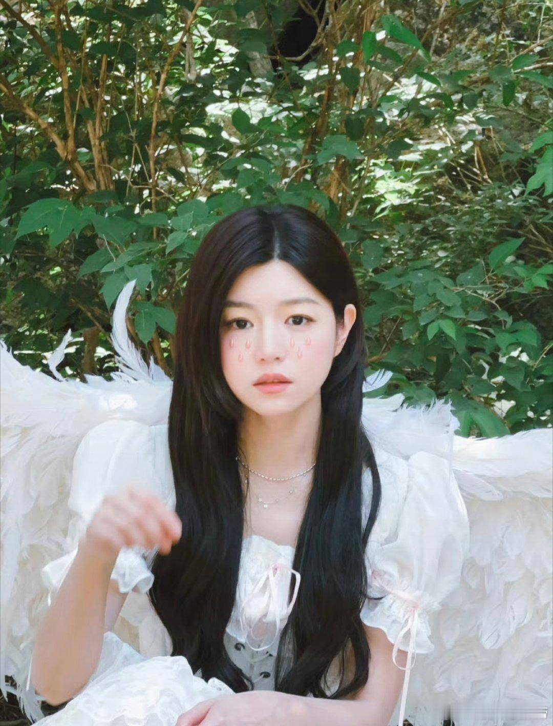 陈妍希说最难的时候被女性救赎了女孩子之间的救赎，从来不是大道理