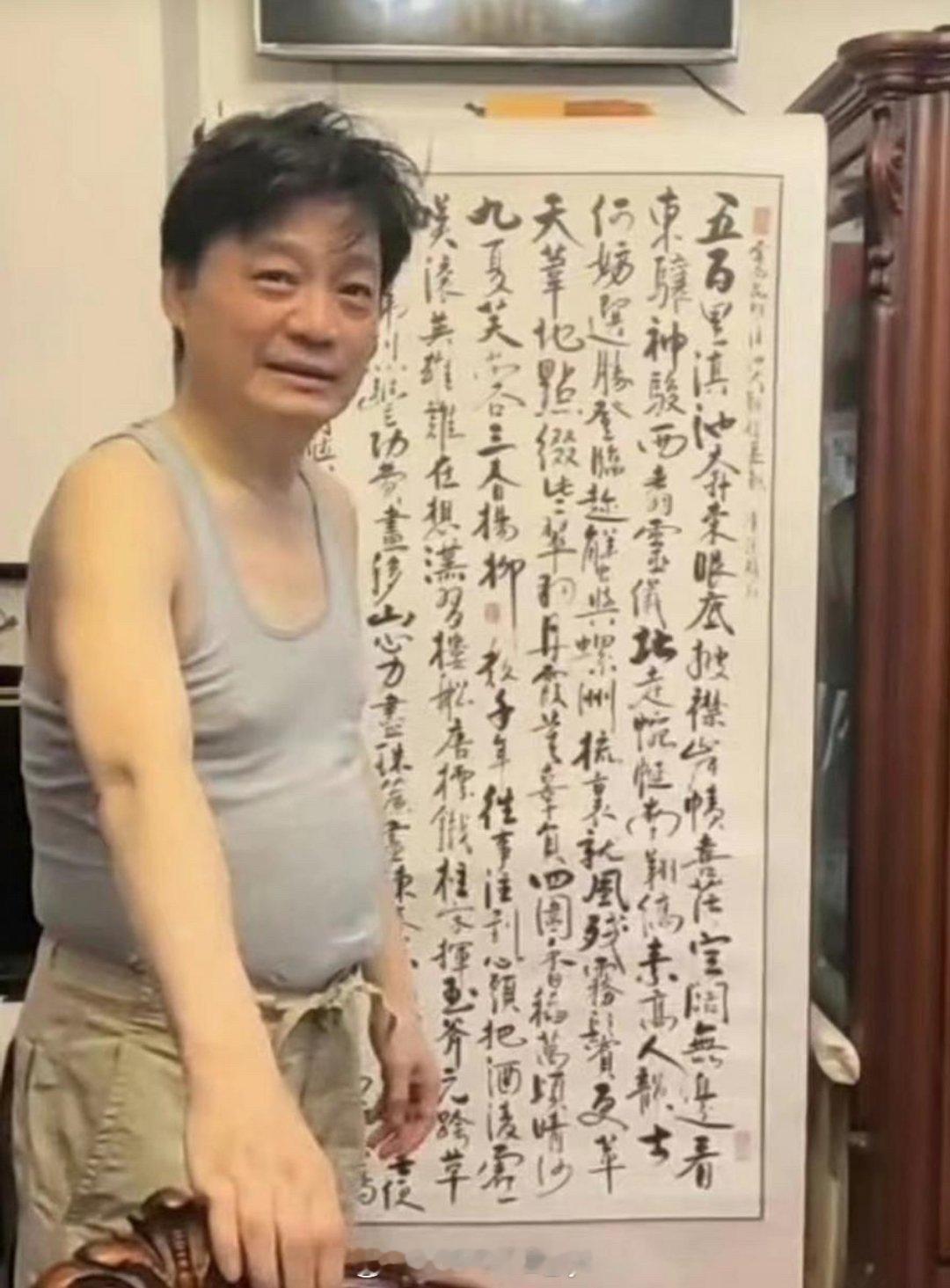 前几年互杠的两位，现在都跟书法杠上了！大家看看谁的好！ 