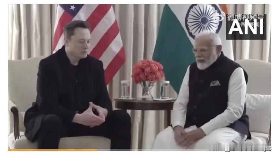 印度总理昨晚抵达DC，今天上午，Musk到他下榻的酒店会面，送了一个SpaceX