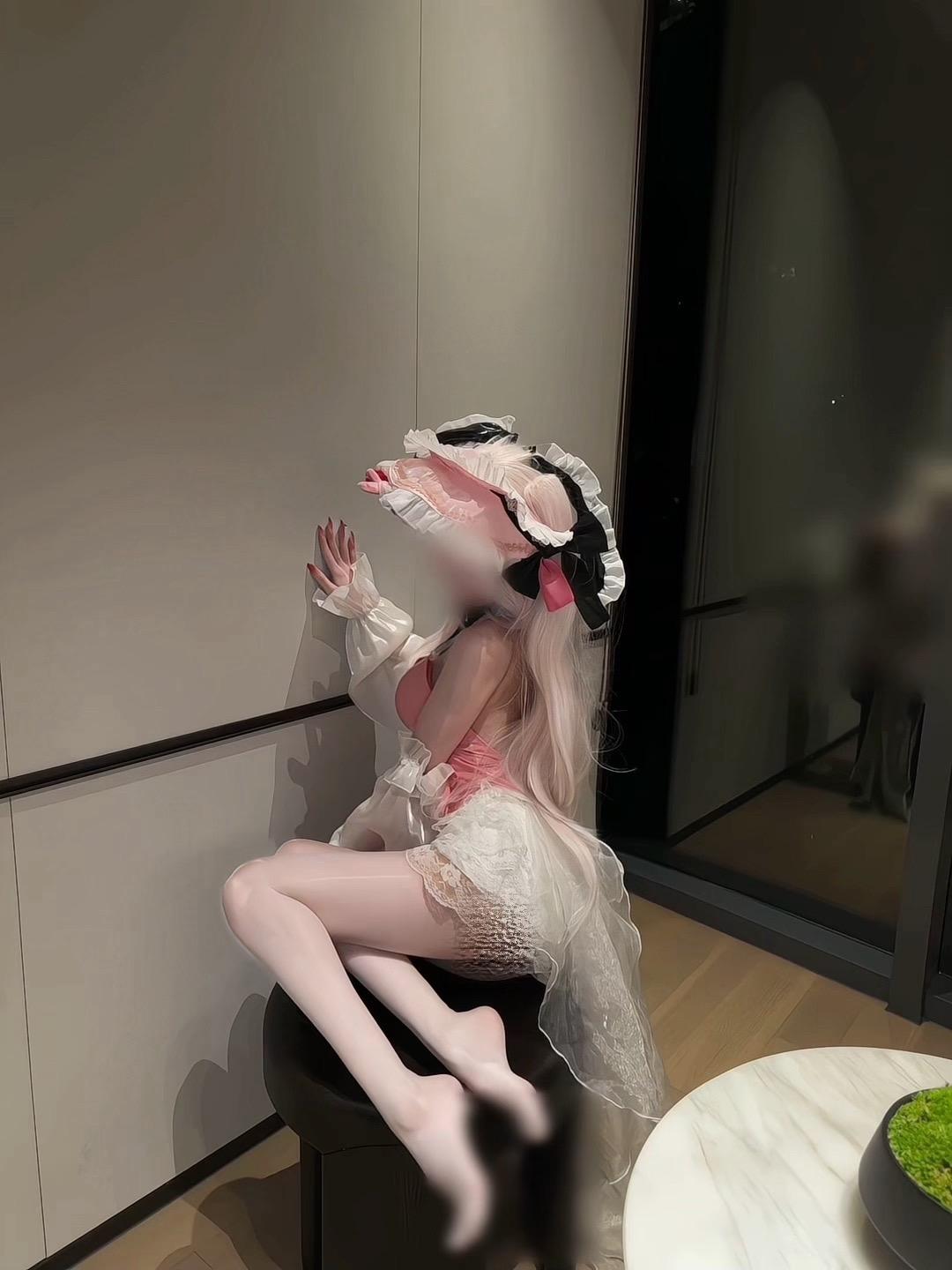 草莓兔兔