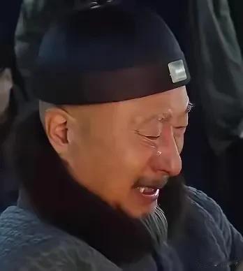 72岁陈佩斯，悲痛发文！
 
8月11日中午，陈佩斯突然更新社交账号，悲痛的发文