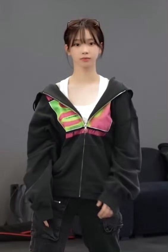家有二鼬 