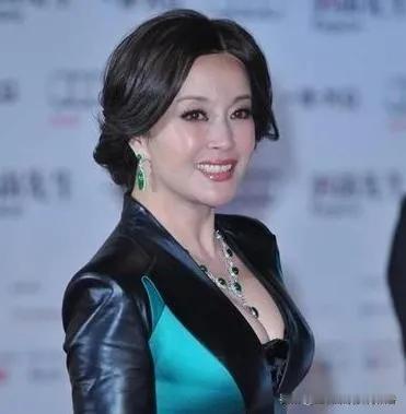 在中国内地影视圈中，没有孩子的一线明星有多少，那简直是太多了，他们挣了那么多的钱