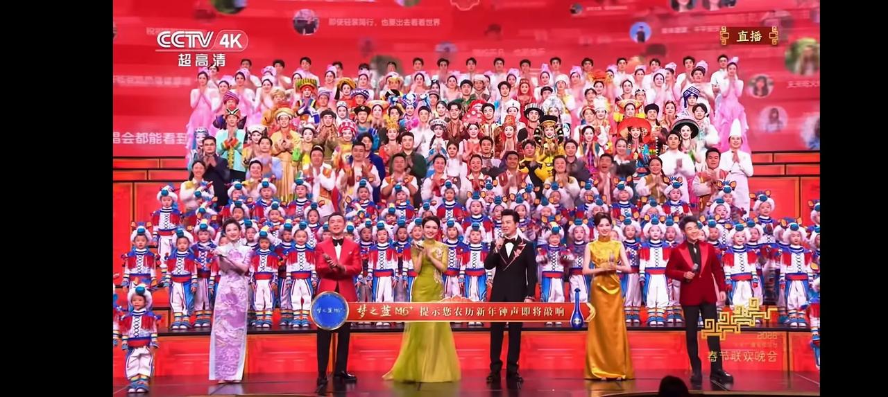 初一下午突然一种淡淡的忧伤……
其实过年最高兴的是大年三十，房子打扫干净了，年货