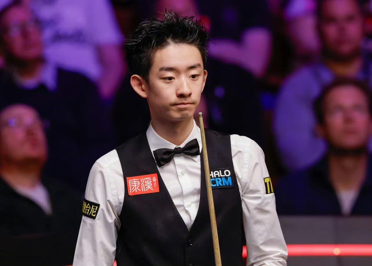 随着奥沙利文、塞尔比、特鲁姆普的连续出局，赵心童再度迎来冲击世界第一的重大利好！