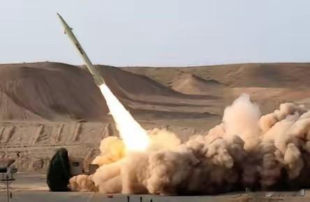 太绝了！美军 F-35 隐身战机空袭伊朗阿巴斯港得手，正得意洋洋准备全身而退，万