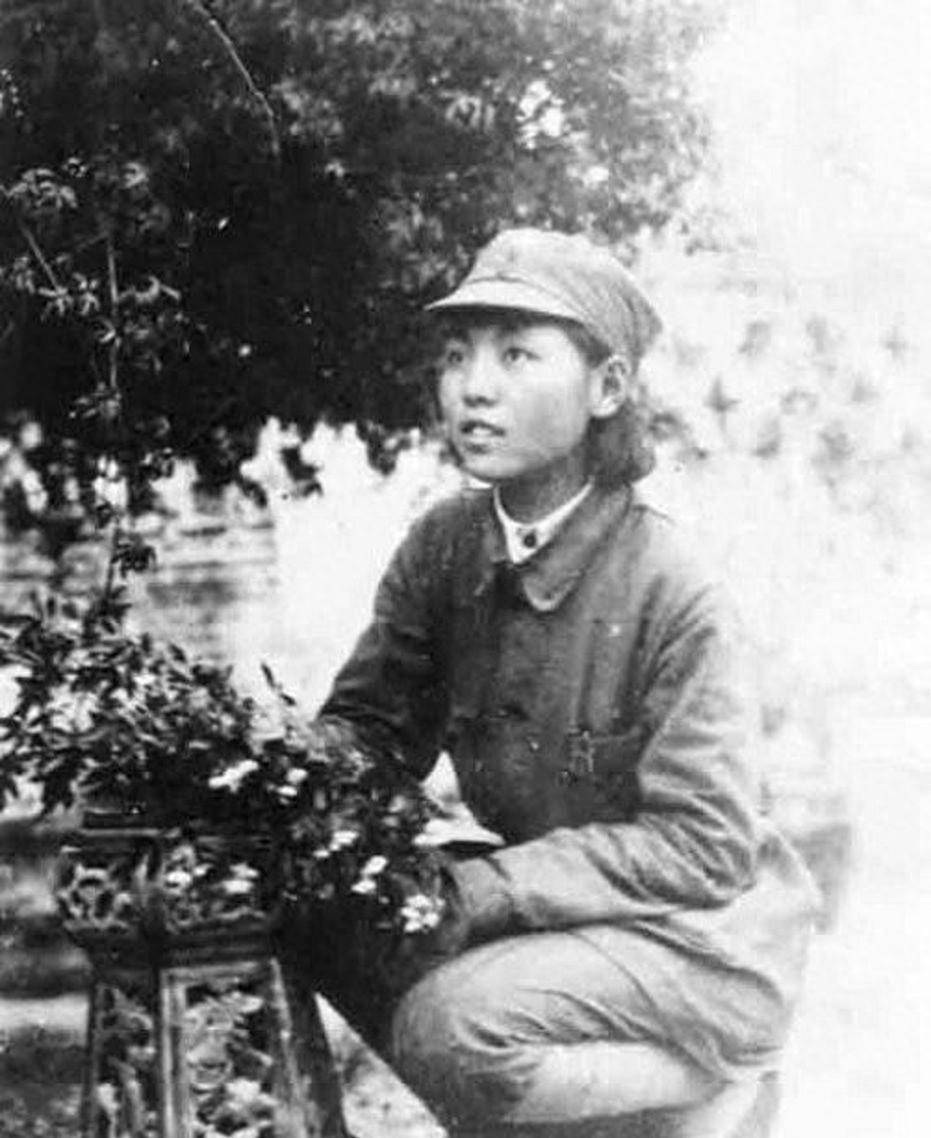 陈光去世九年后，罗荣桓劝其遗孀改嫁，但改嫁一年后再次离婚。
 
提起陈光，熟悉近