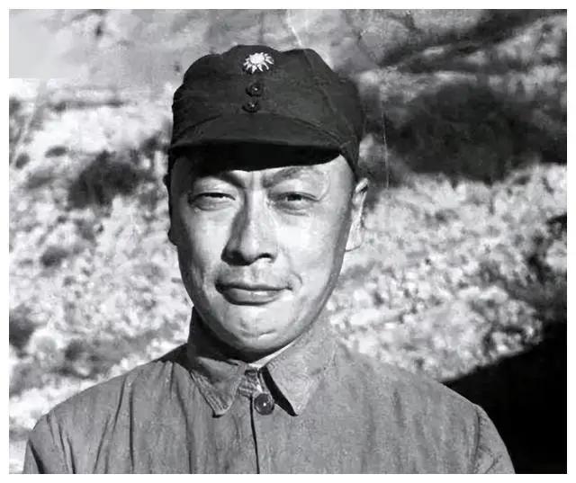 1936年叛徒陈海设局诱杀陈毅，约酒店秘密接头，陈毅却登门查访，从叛徒媳妇口中的