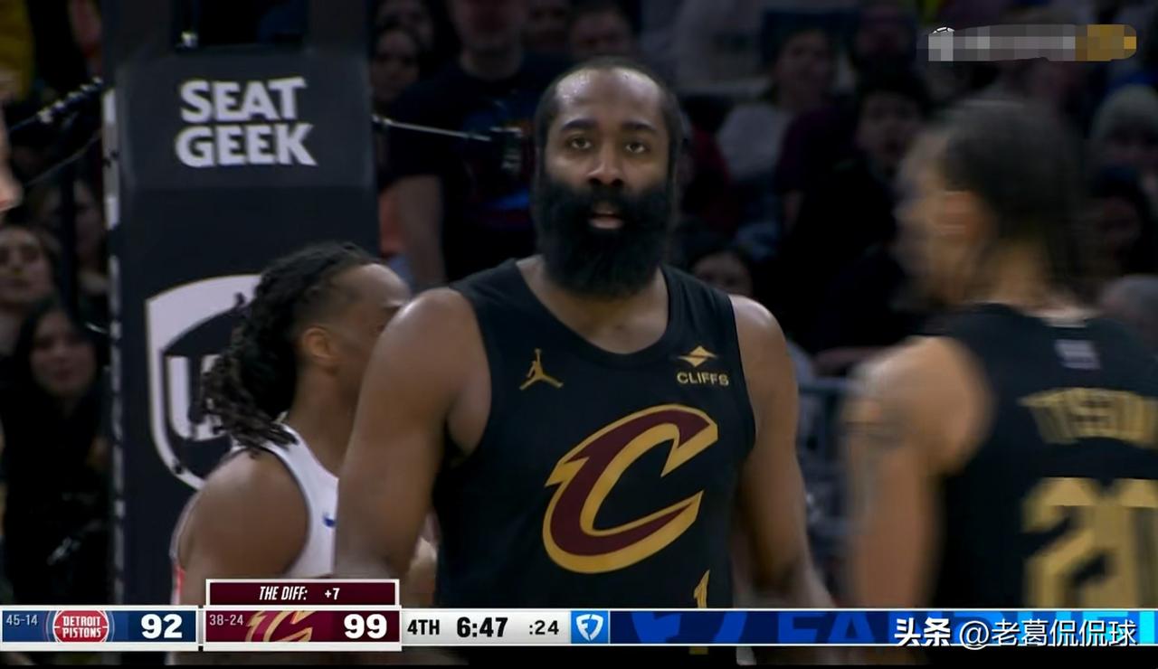 我强烈建议骑士将哈登退回给快船！虽然今天骑士在主场以113：109险胜活塞，但是