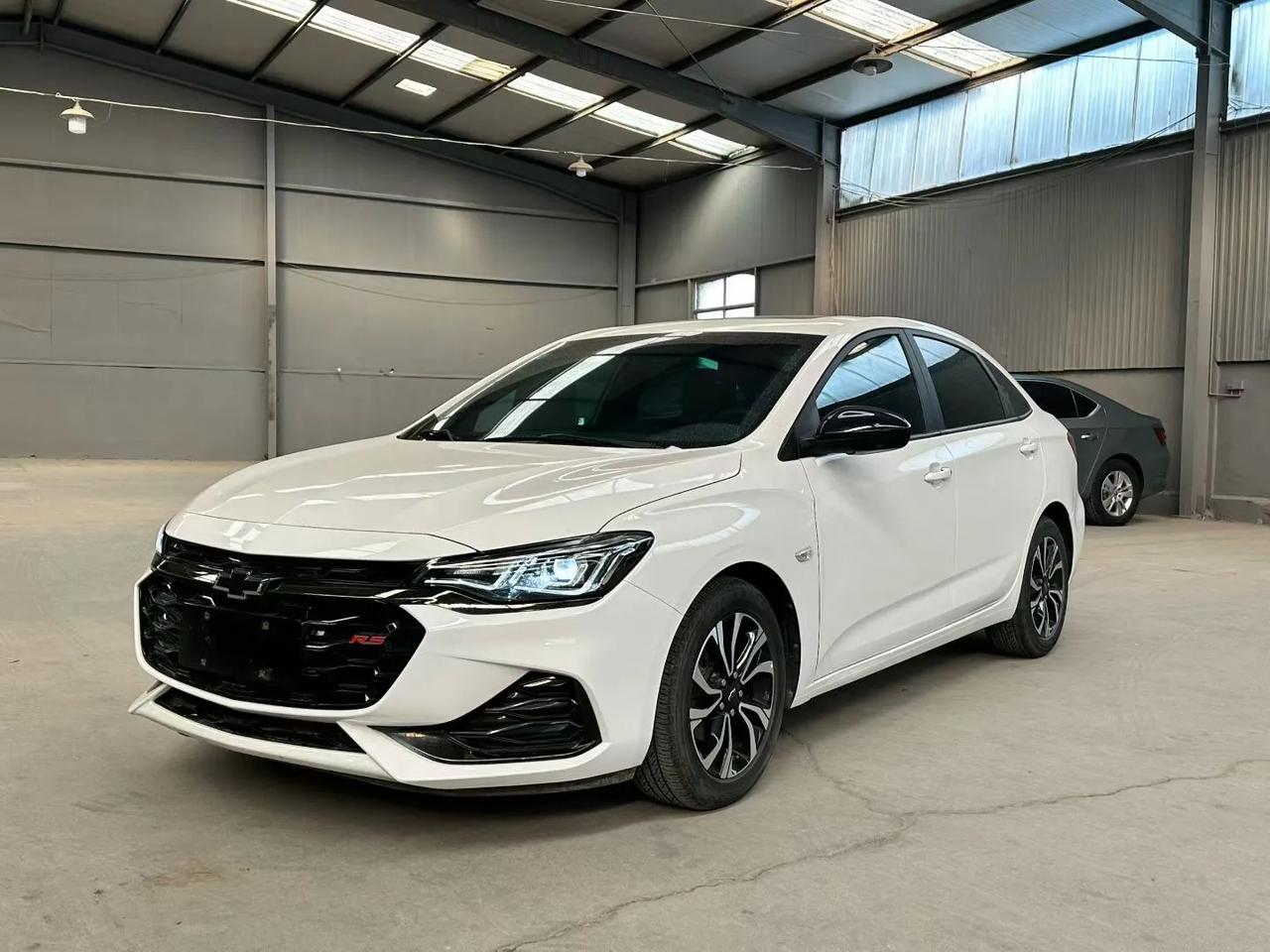 给唐山小兄弟淘的20款330畅快科鲁泽RS，2万多公里。
这种小车其实没什么特点