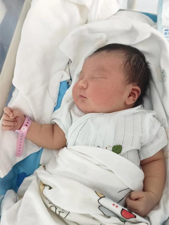 39+3生了，看到说明你也要有足月健康宝宝