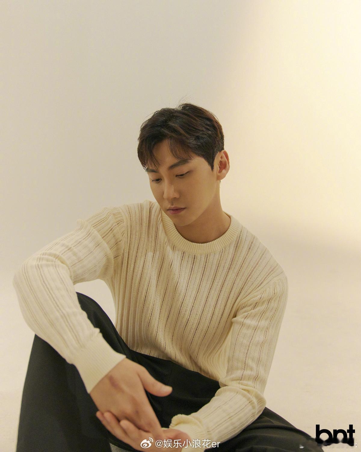 宋承炫当爸宋承炫老婆怀孕 21日，前FTISLAND成员宋承炫晒宝宝B超照，宣布