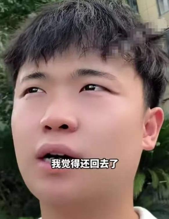 四岁被拐的彭聪聪，21 年后跟亲生父母相认，在此之后他果断退还了养父母给他买的房