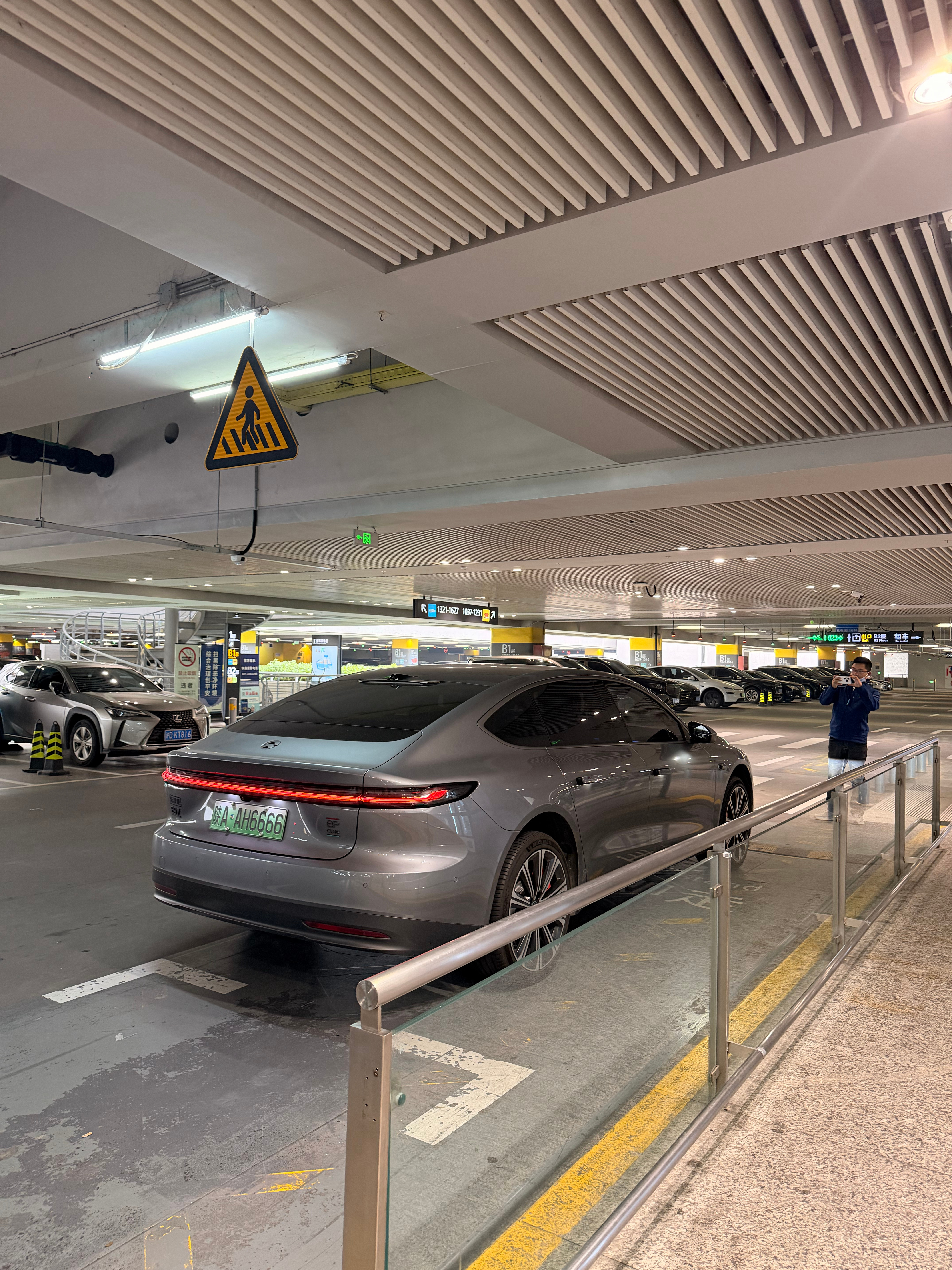 📸你尽管溜，剩下的交给驾享 上海·虹桥机场1号航站楼