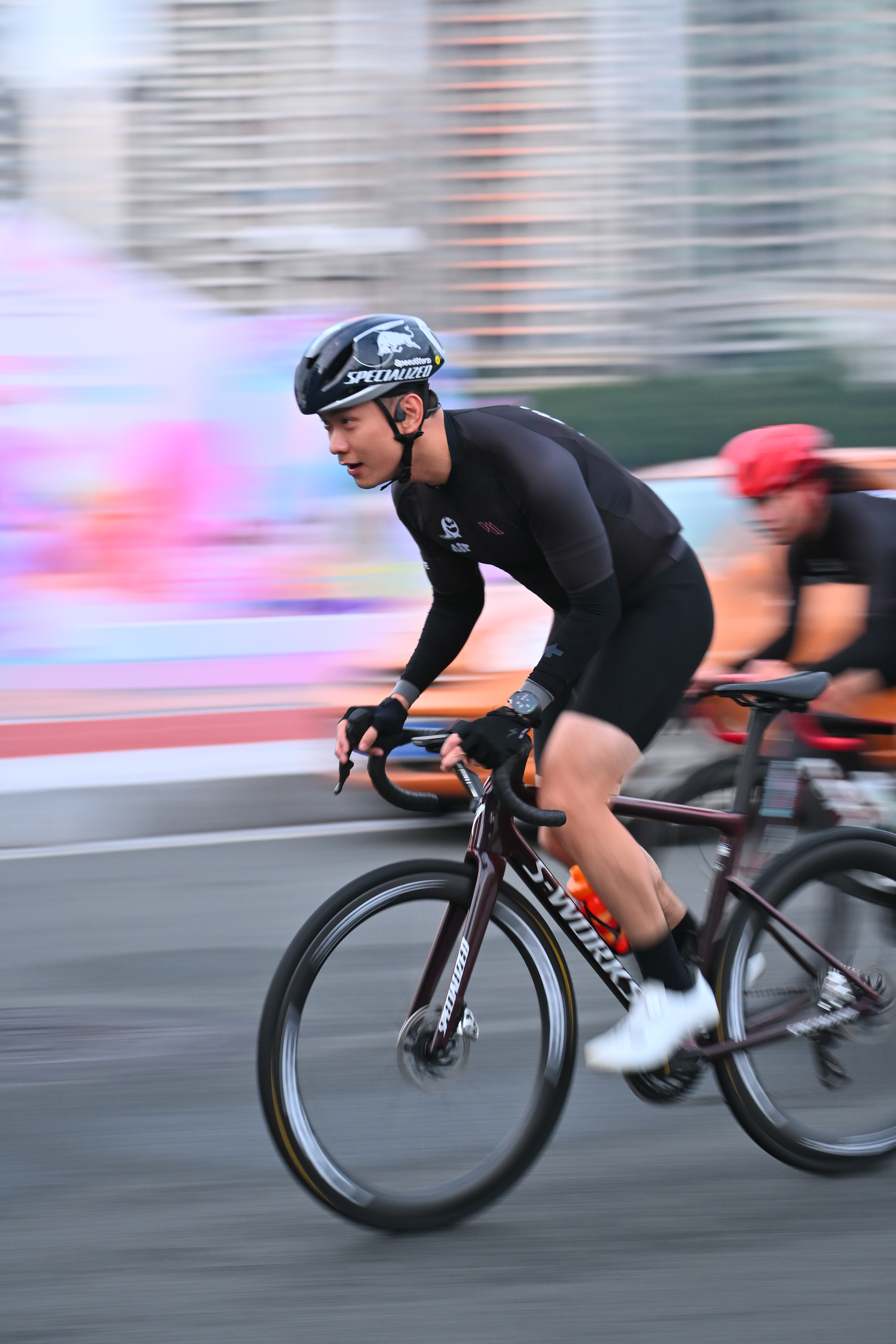 四点半起床骑车给追焦老师鸡腿 