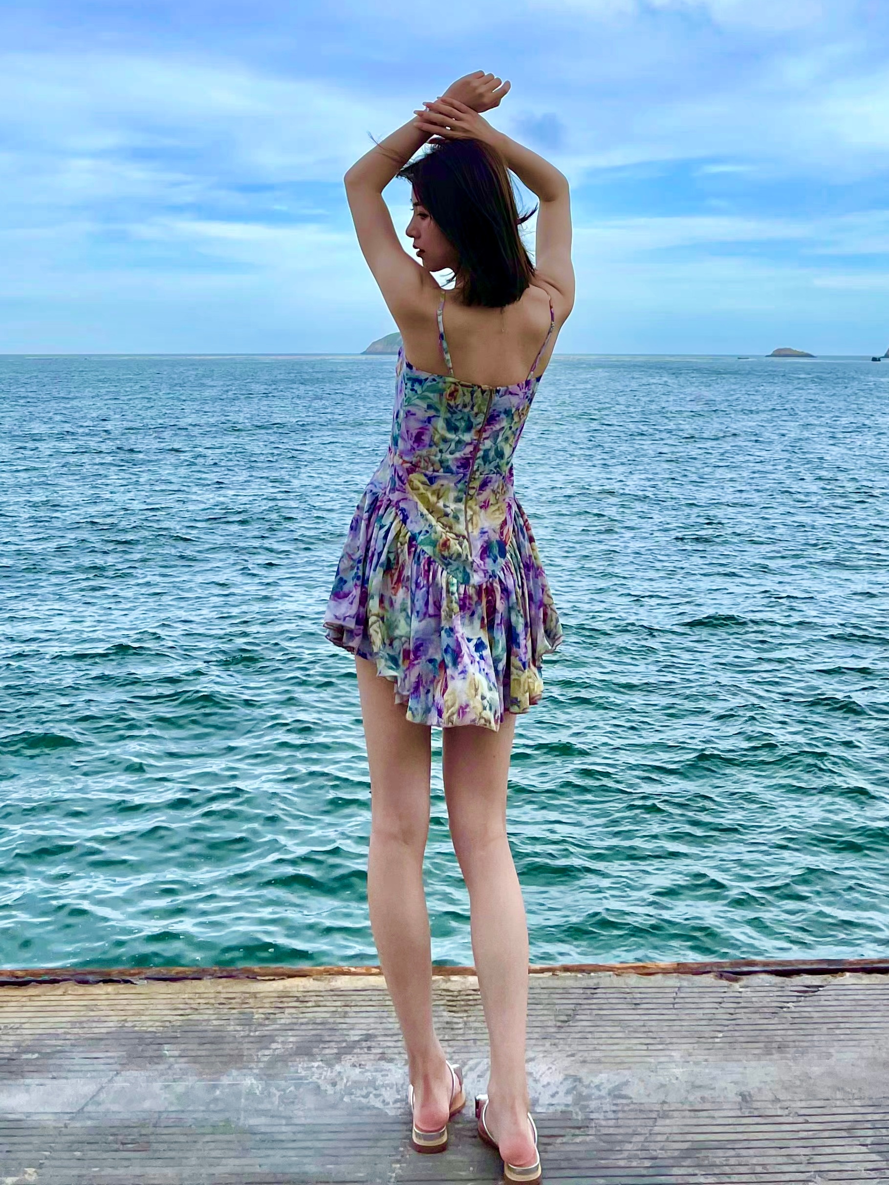 假的艺术才美。真的现实很丑。假得不自然，真诚更感人， ​​​