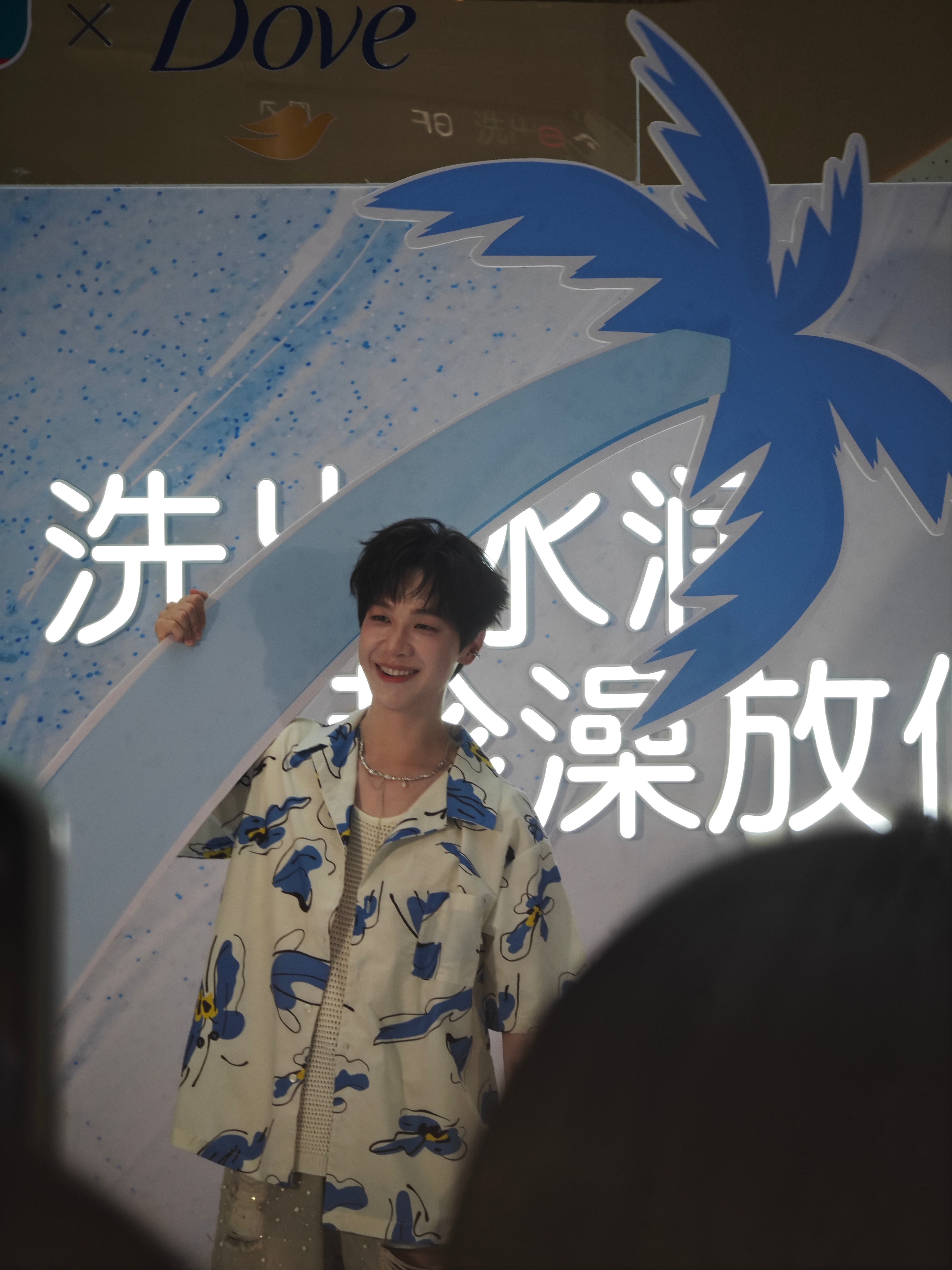 看到哥哥的笑什么都会治愈的 