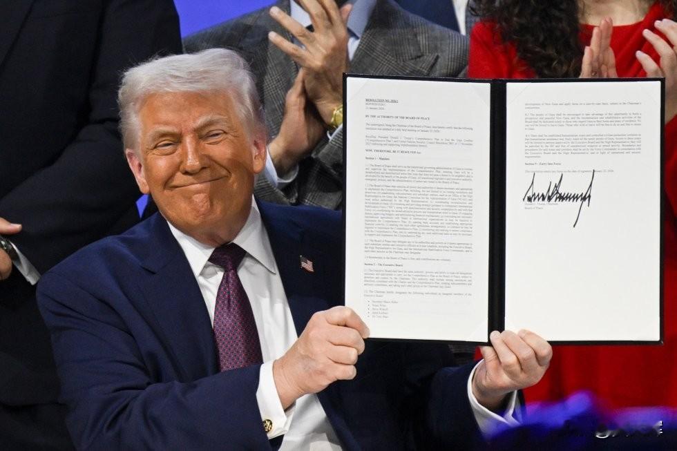 特朗普称和平理事会首次会议2月19日在华盛顿召开，普京不考虑参加
 
特朗普证实