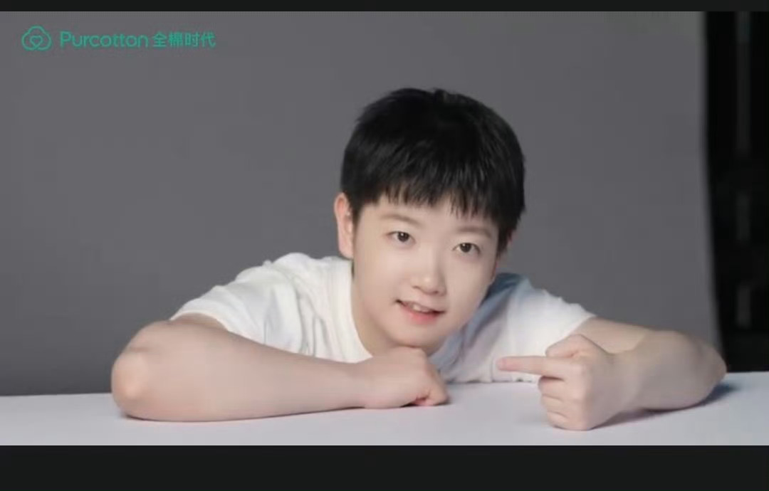 想宝宝了她真的好可爱我们人参果要休息好吃好睡好玩儿好啊