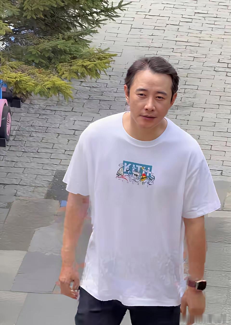 发型真的能换张脸！罗晋反差绝了 