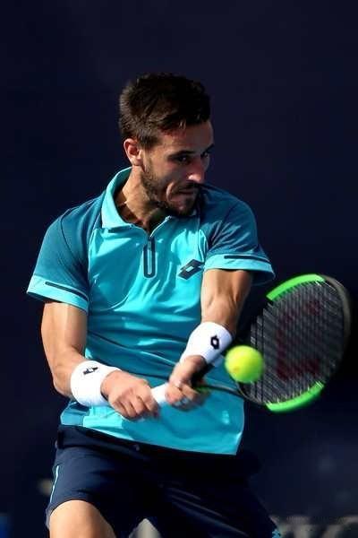 ATP250乌马格站男单决赛，西班牙小将梅里达6-2、5-7、6-2战胜黑山德祖