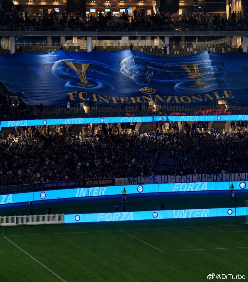 这个Tifo 很酷姆巴佩官宣恋情世界杯大v观赛团 🔥 