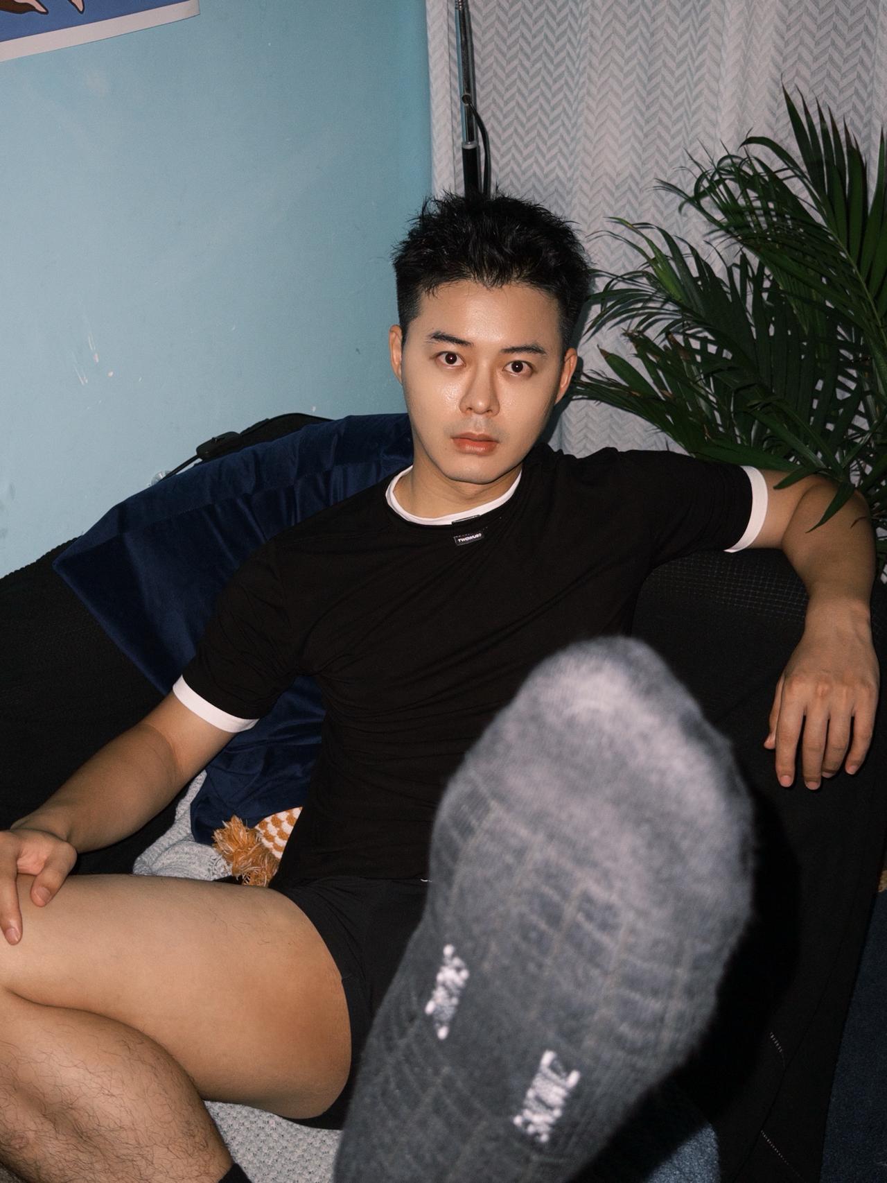 @森仔超会买 喜欢黑色吗男生拍照 闪光灯