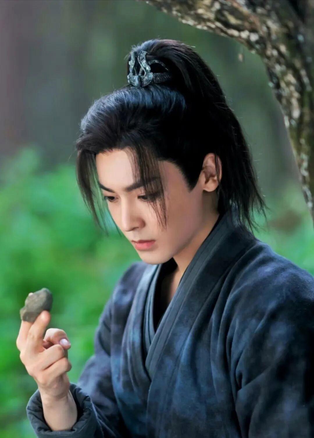 《护心》，美强惨灵龙遇上爱财飒爽的小仙周也，互相治愈的宿命恋人，这部剧我太期待啦