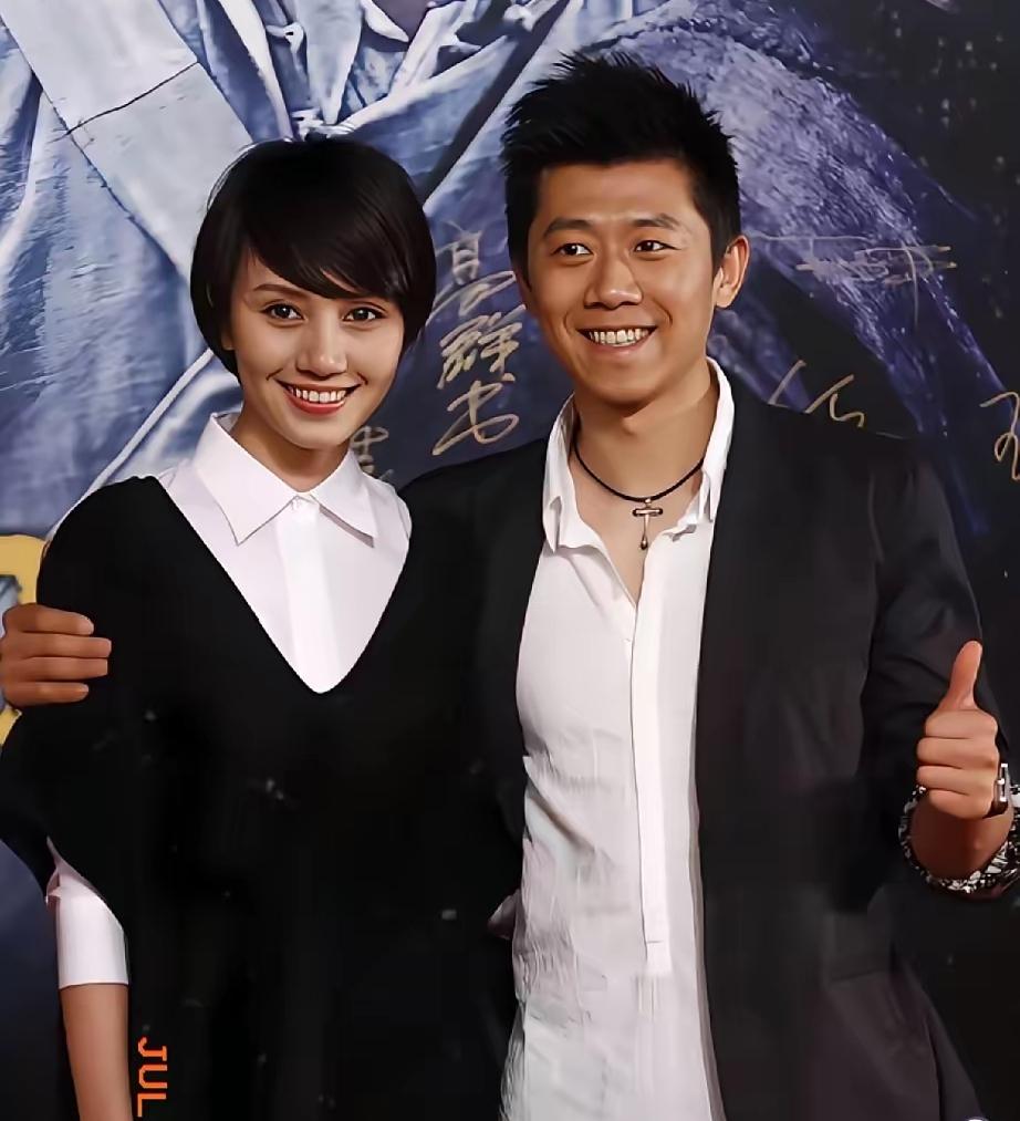 娱乐圈最干净的夫妻感觉就是她们两个了啊！

袁泉与夏雨结婚17年，女儿夏哈哈16