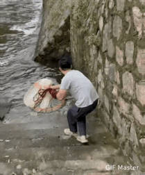 捕鱼的高手往往能一网打尽[彩虹]